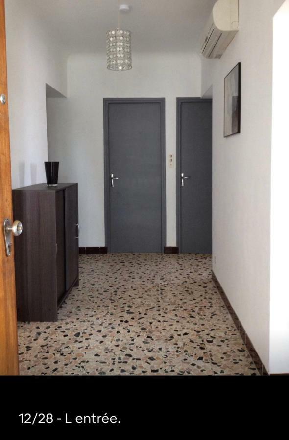 Confort Avec Parking Ferme * Arles